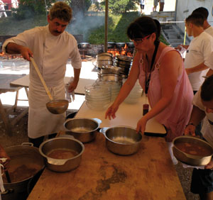 bouillabaisse_service_bouillon.jpg