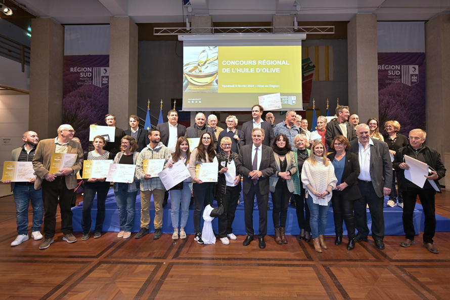 CONCOURS DES HUILES D’OLIVE DE LA RÉGION SUD. Les meilleurs mouliniers et domaines de la région Sud récompensés