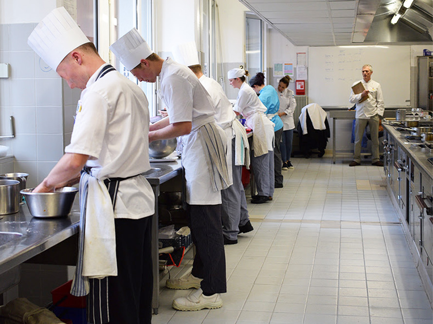 Fondation Auguste Escoffier. Convention de partenariat avec l'Académie de Nice