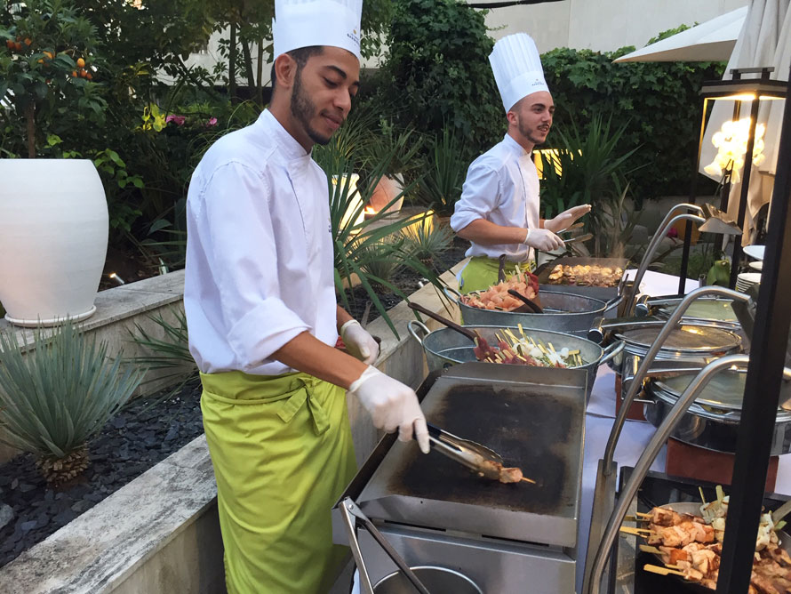 Hôtel Barrière le Gray d’Albion Cannes. Un été festif et gourmand