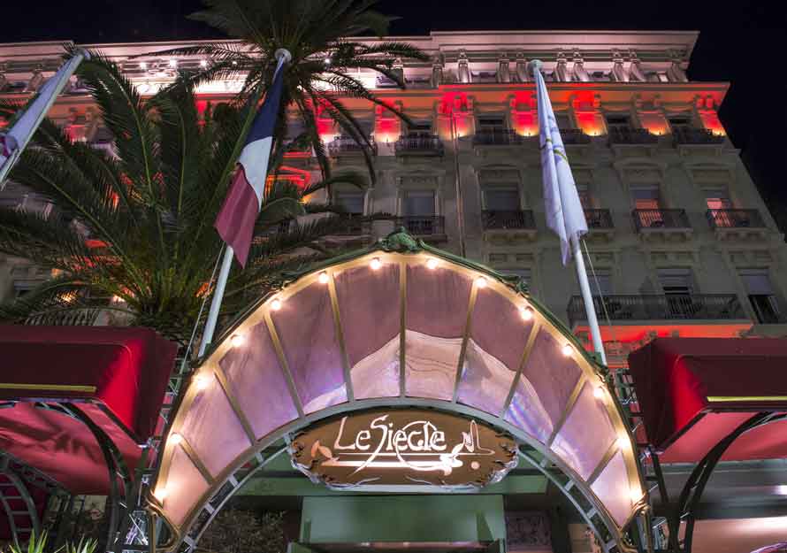 Hôtel West End à Nice. Le retour des soirées opéra