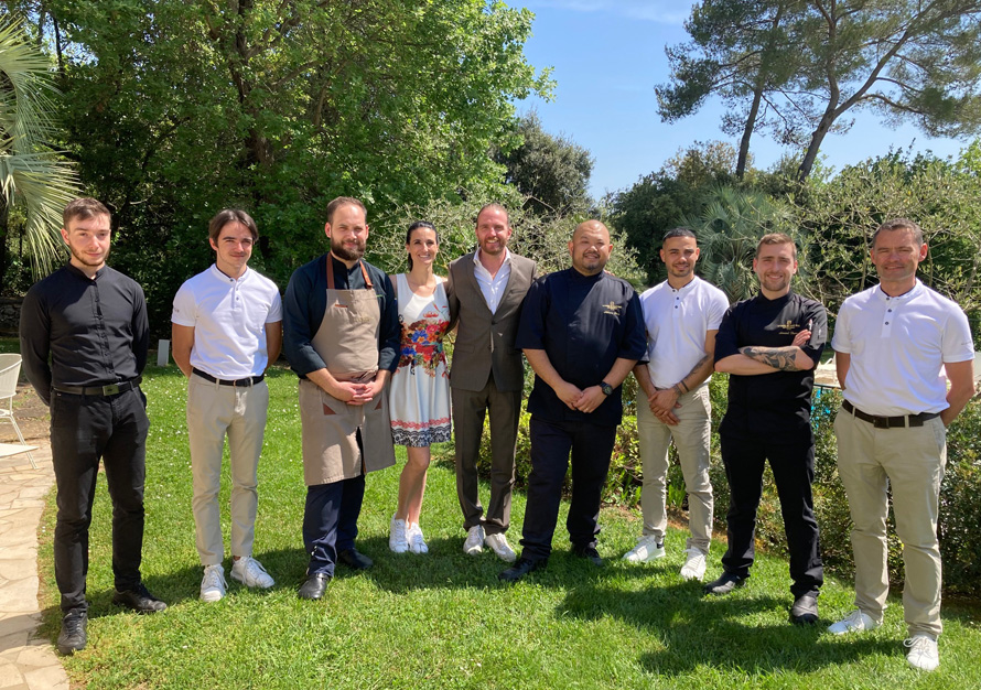 Restaurant Au jardin de la vague. La vague de Saint Paul. Une nouvelle année prometteuse