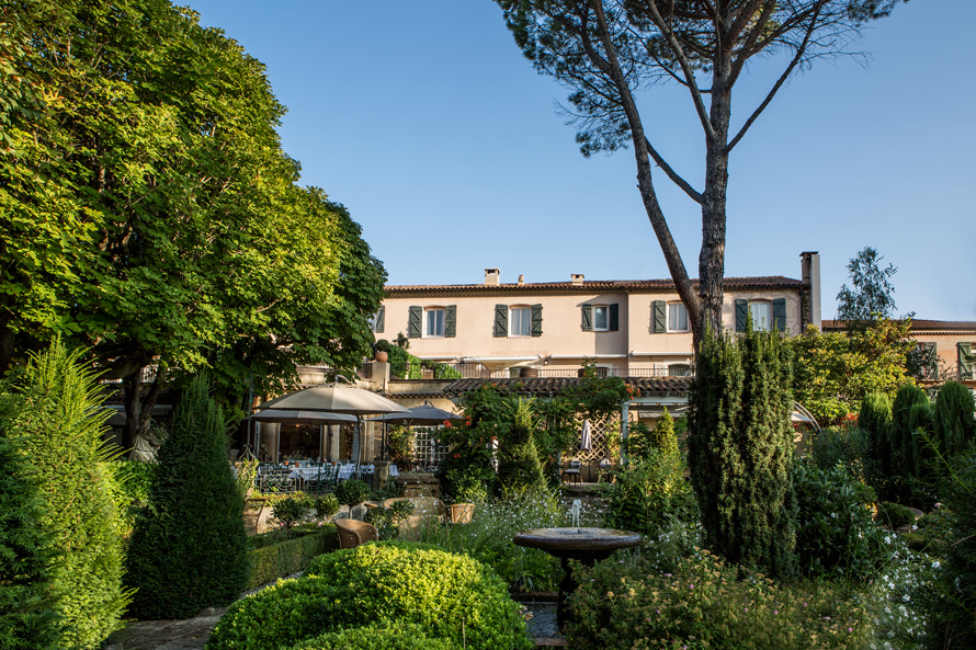 Le Pigonnet***** à Aix-en-Provence. Bastide provençale 5 étoiles