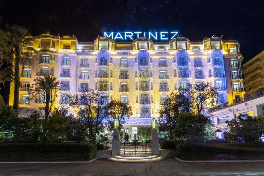 Hôtel Martinez à Cannes. Illuminations festives