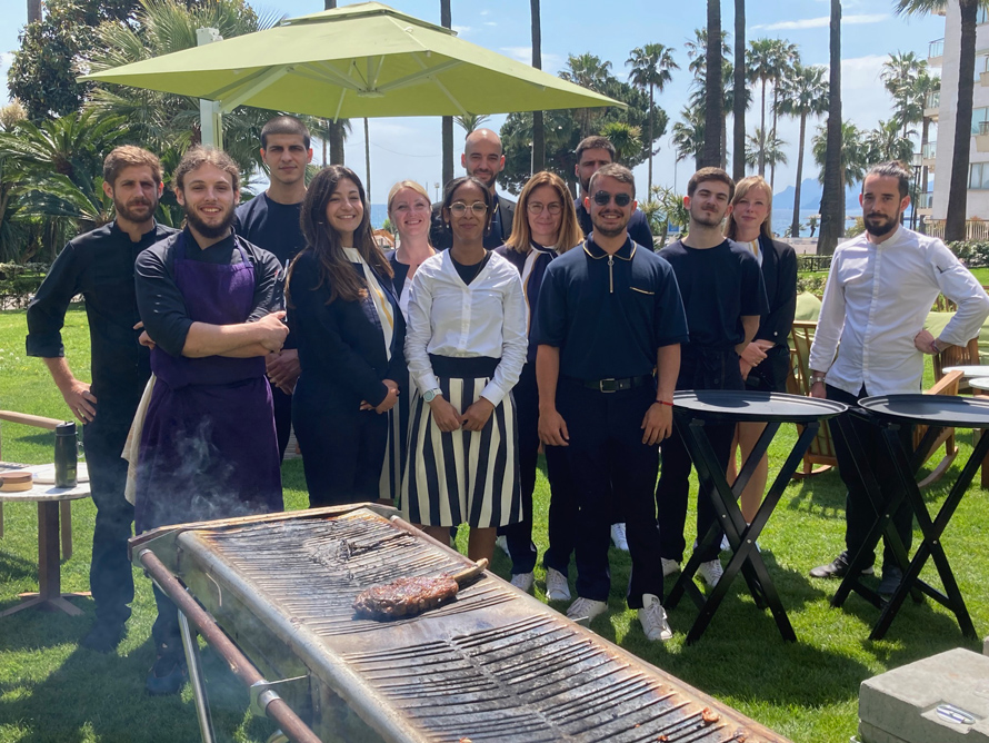 Mr Nakamoto. Mondrian***** à Cannes. Le barbecue du dimanche