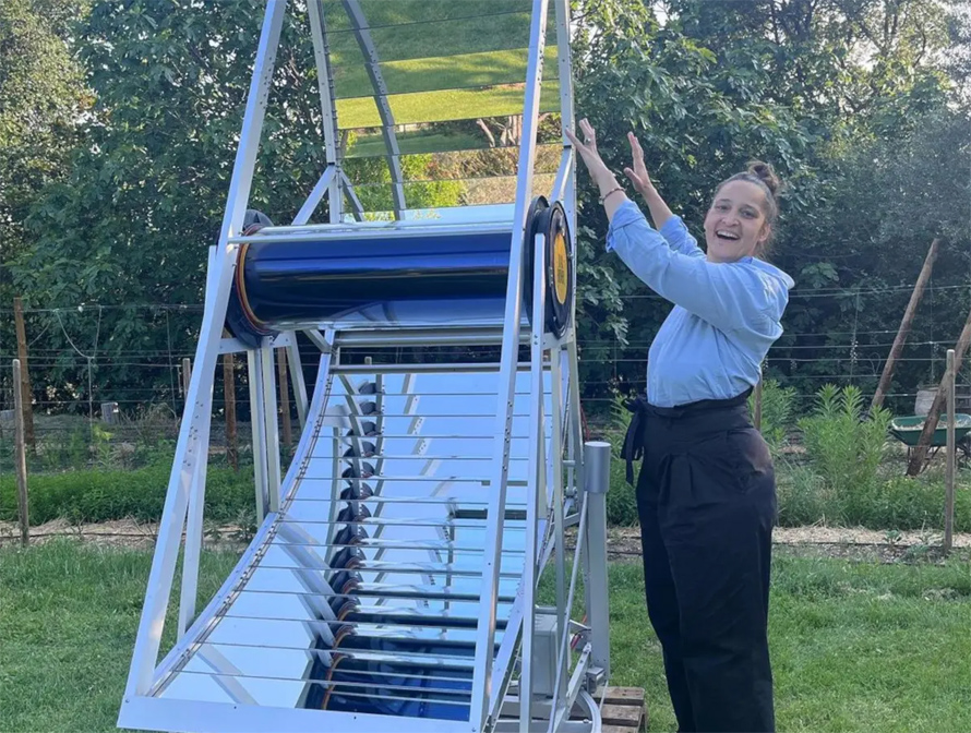SOLAR BROTHER. Nadia Sammut adopte la cuisson solaire