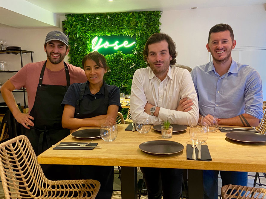 Yose, bar & cocina à Nice. Voyagez près de chez vous